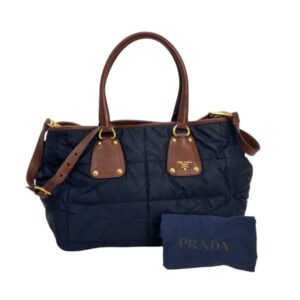 Prada Borsa Tote in nylon Blu e Manici a contrasto