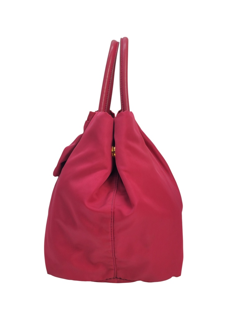 Prada borsa in nylon di colore fucsia - immagine 10