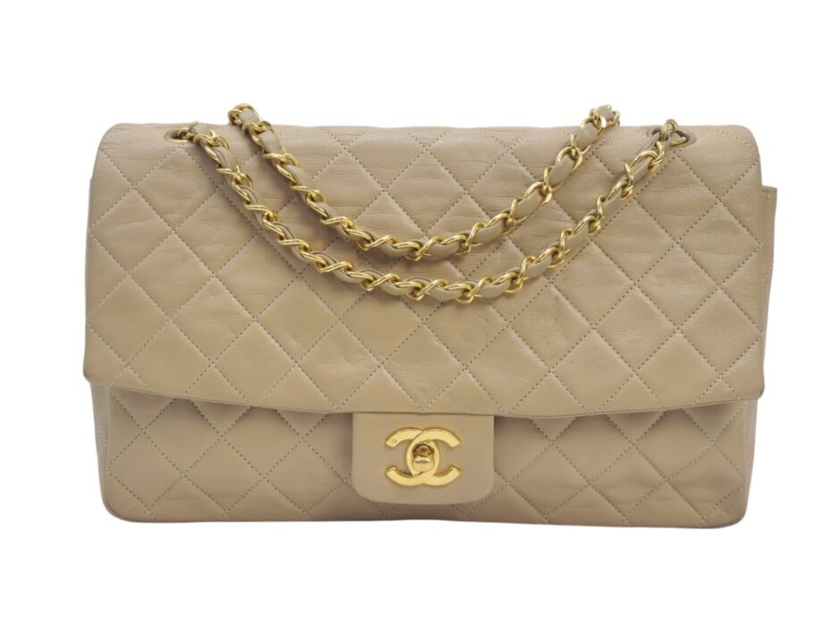 Chanel Timeless Classic Flap color biscotto