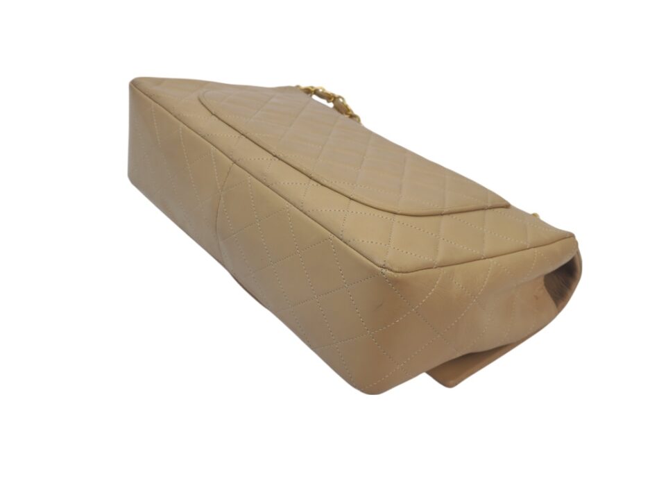 Chanel Timeless Classic Flap color biscotto - immagine 9