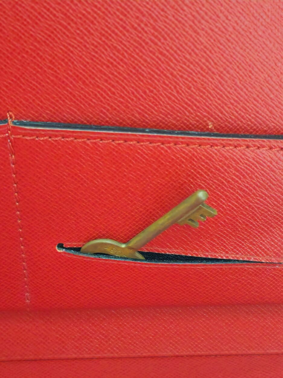 Louis Vuitton Valigietta President in Pelle Epi Rossa - immagine 20