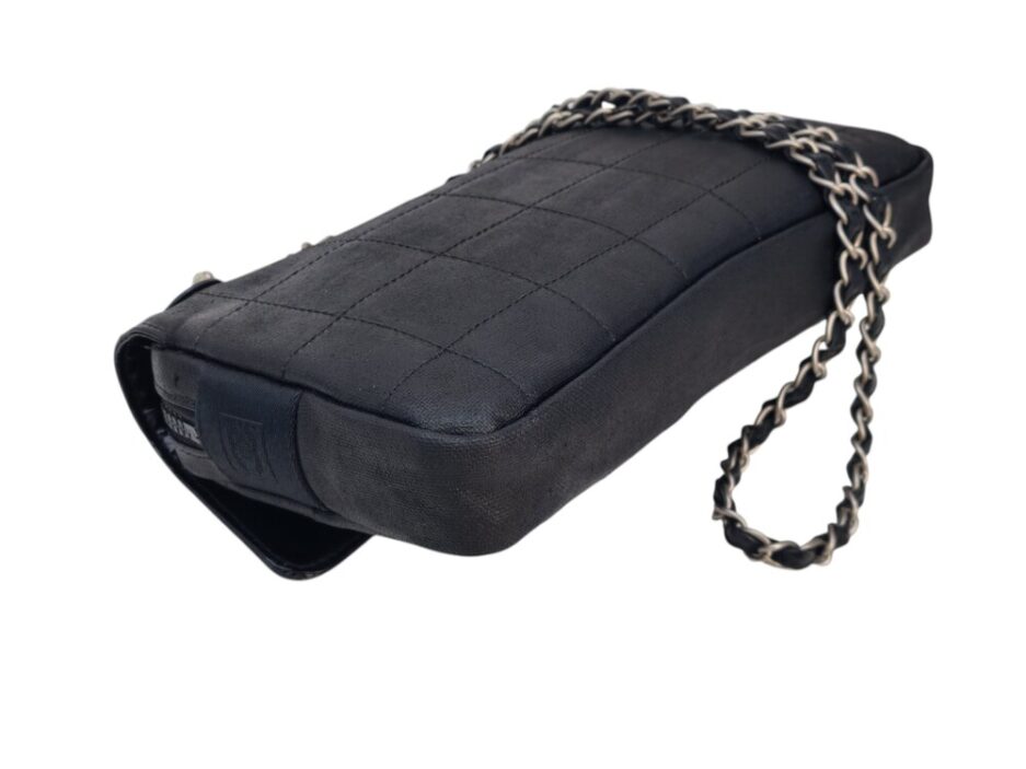 Chanel Choco Bar Sport in tela nera - immagine 10