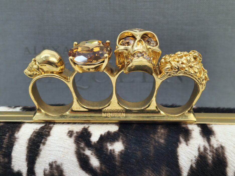 Alexander McQueen clutch Knuckle - immagine 20