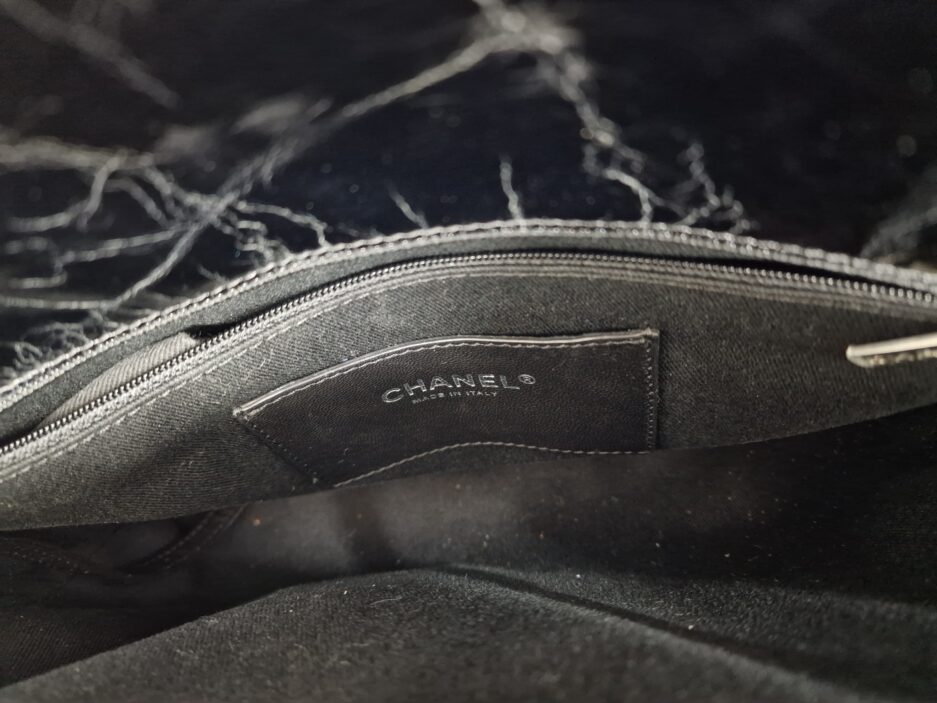 Chanel Mademoiselle in pelle verniciata - immagine 8