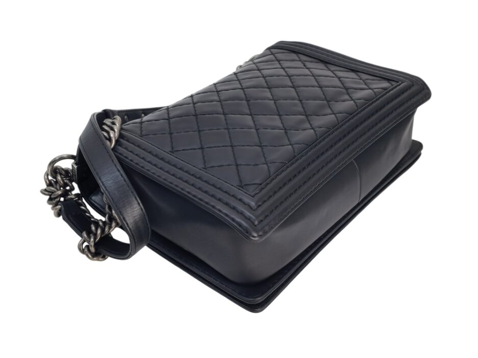 Chanel Borsa Boy Jumbo in Pelle Nera - immagine 8