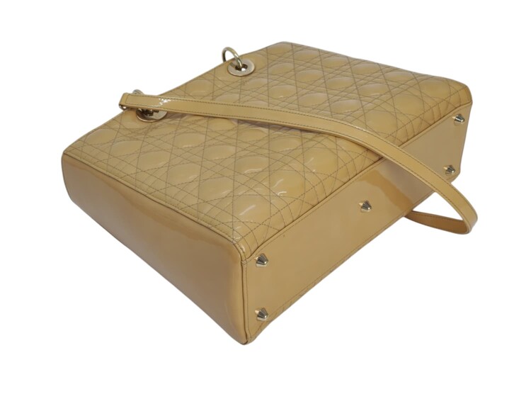 Christian Dior Borsa Lady Dior Grande Vernice - immagine 13