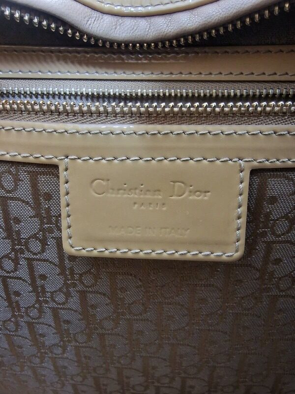 Christian Dior Borsa Lady Dior Grande Vernice - immagine 16